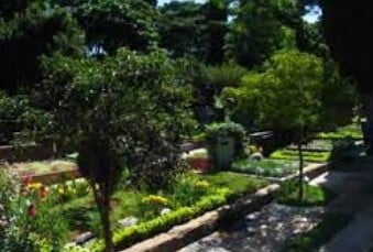 coroa de flores cemitério do redentor