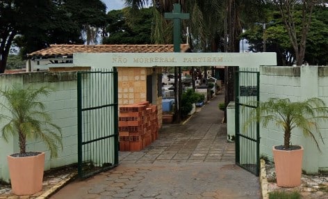 Coroa de flores Cemitério Central