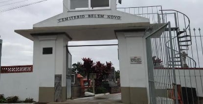 Coroa de flores Cemitério Belém Novo