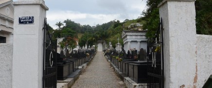 Floricultura que entrega Coroa de Flores Para Velório no Cemitério Municipal de Petrópolis 24 Horas